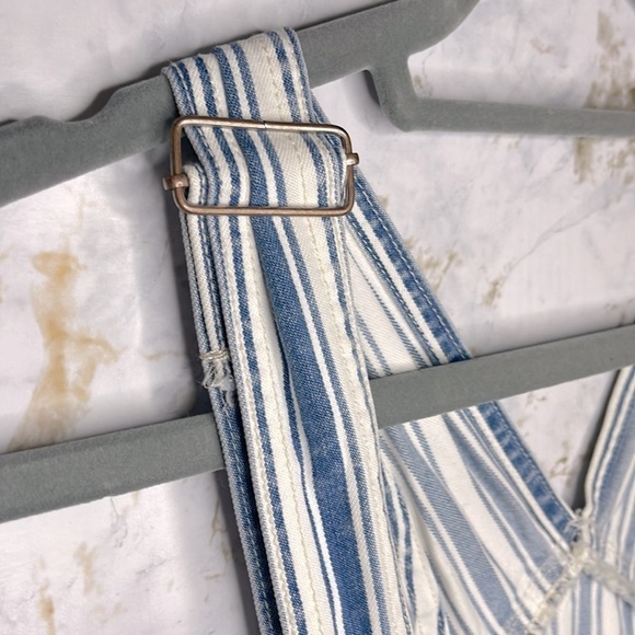 American Eagle Outfitters Striped Short Overalls l SIZE M - Picture 4 of 7